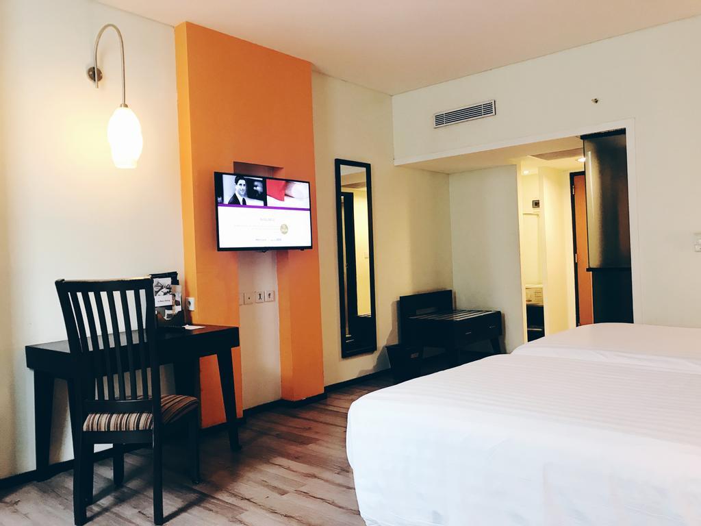 Mercure Surabaya Hotel Bagian luar foto